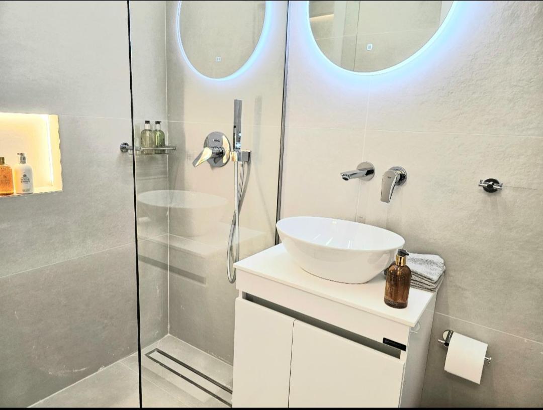 Filothei Luxury Apartment 110M2 Athen Exterior foto
