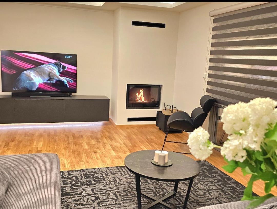 Filothei Luxury Apartment 110M2 Athen Exterior foto